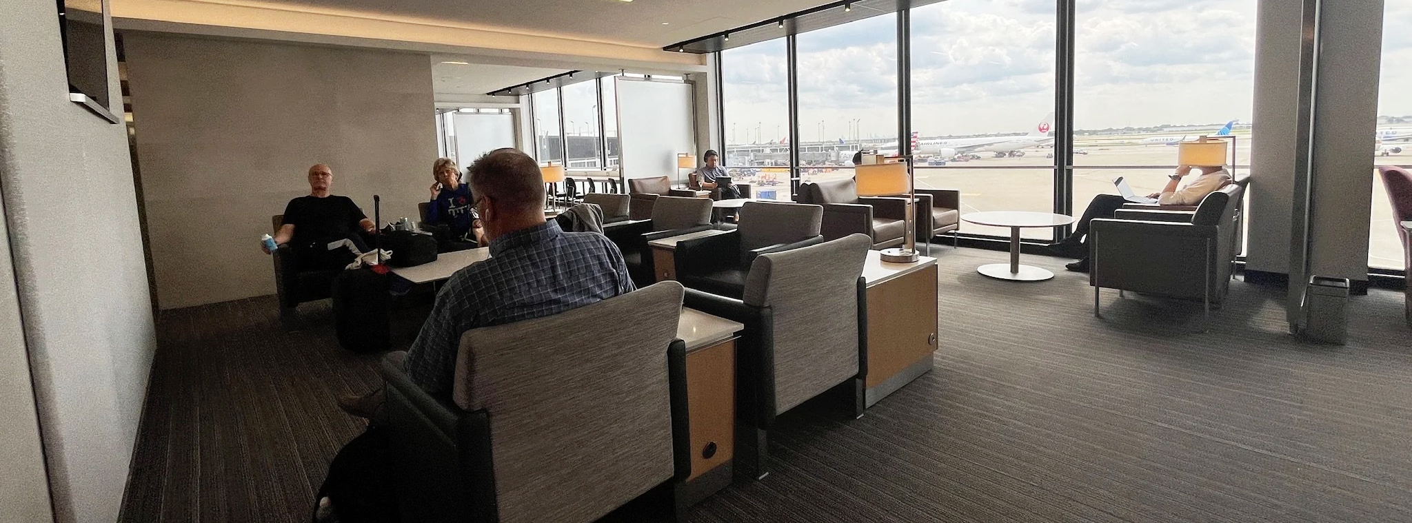 Seating - American Airlines Flagship Lounge at ORD Review 2026